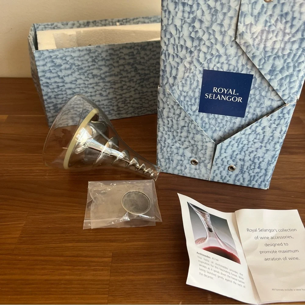 NIB Royal Selangor Archimedes Wine Aerator Funnel